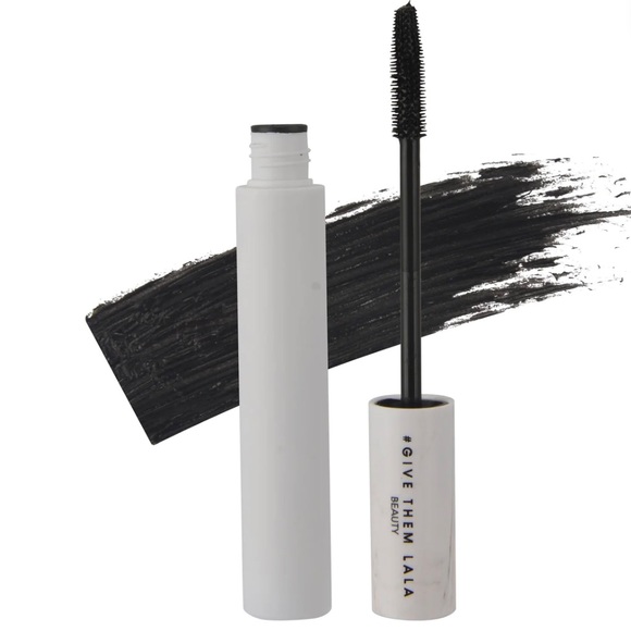 Give them lala beauty mascara - Picture 1 of 5